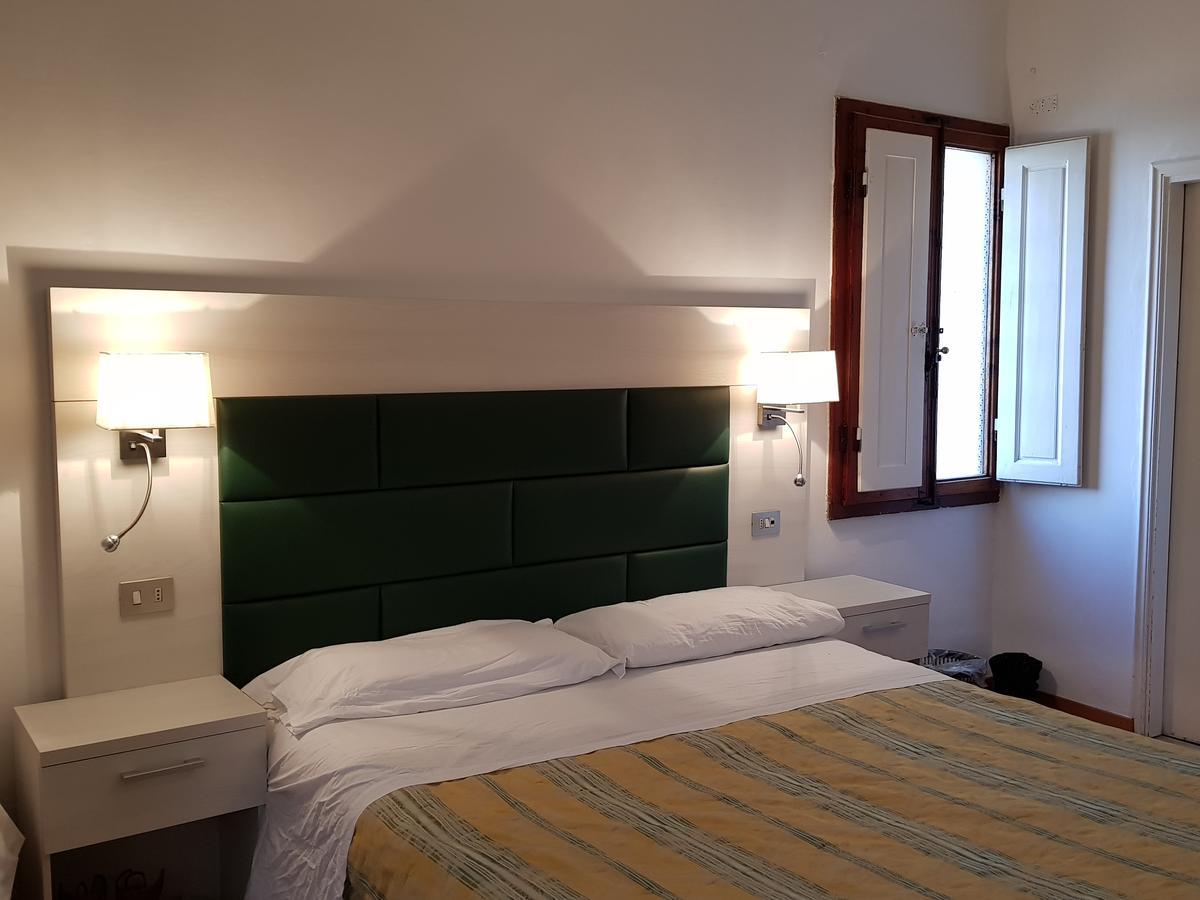 Hotel Elite Florencie Exteriér fotografie